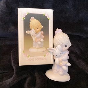 Precious Moments “Jesus Loves Me”